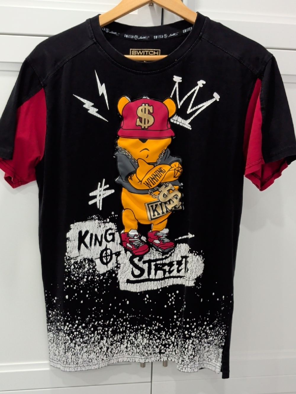 Switch Black & Red Men's Graphic Tee - King Street Winnie The Pooh Size L